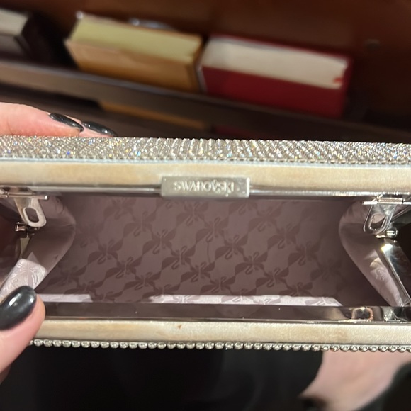 Authentic Swarovski clutch purse amazing condition - Picture 4 of 5